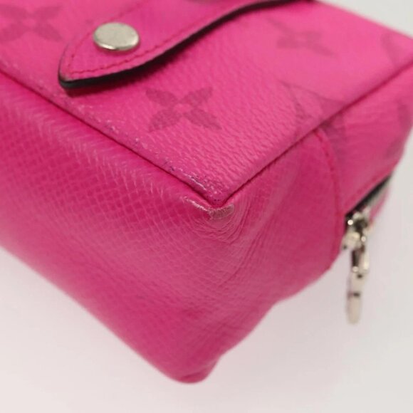 LOUIS VUITTON Taigalama Porte Cles Charm Fuchsia - Picture 10 of 16